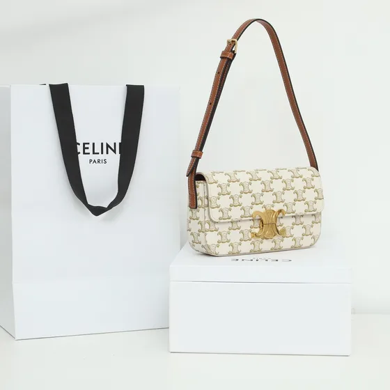 Celine Triomphe أبيض Shoulder Bag