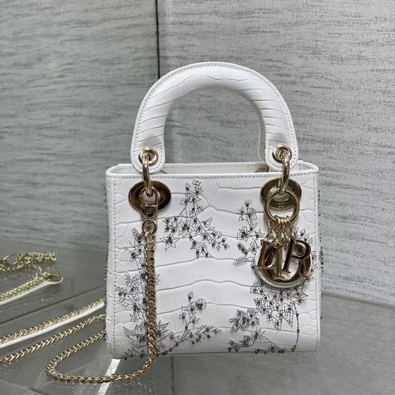 Dior Lady Dior Trắng Top Handle