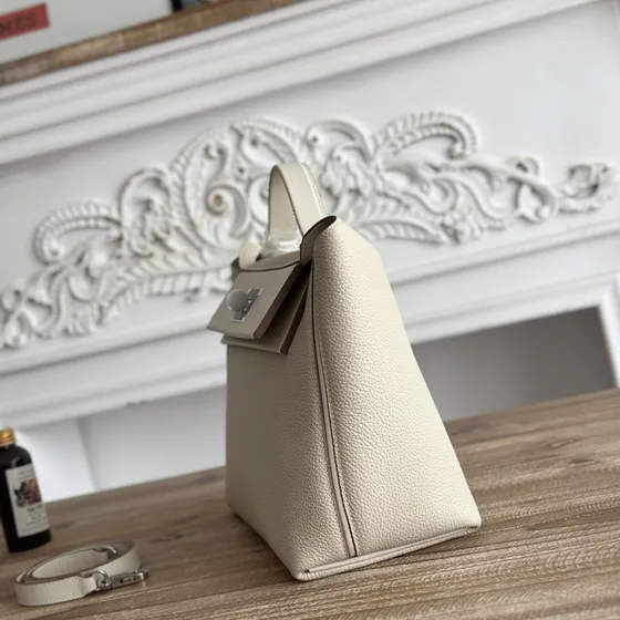 Hermes Kelly 24 24 White Top Handle