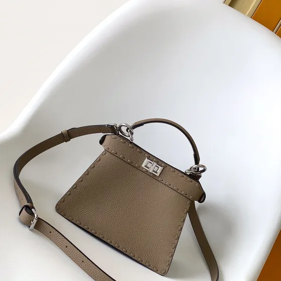 Fendi Peekaboo Iseeu Small Selleria Light Taupe Top Handle