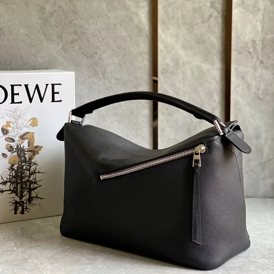 Loewe Puzzle Edge Bag Schwarz Henkel