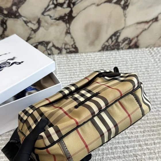 Burberry Vintage Check Crosstaske Beige Crossbody