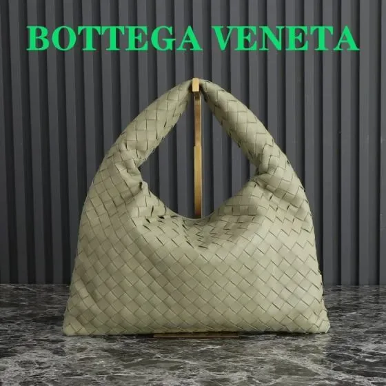 Bottega Veneta Small Hop Hobo Light Green Hobo