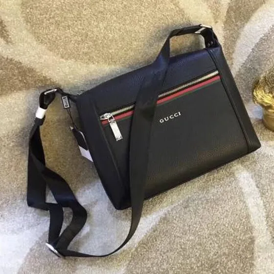 Gucci messenger Hitam kulit 31x21x7cm
