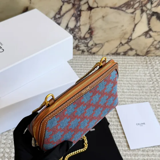 Celine Triomphe Biru And Merah Denim With Coklat Kulit Tr Clutch
