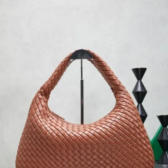 Bottega Veneta Jodie Caramel Brown Hobo