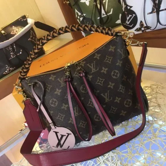Louis Vuitton Beaubourg Brown Shoulder Bag