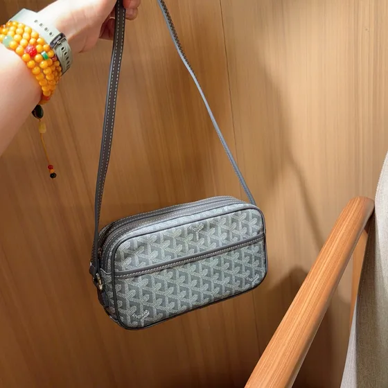 Goyard Cap-Vert Pm Bag สีเทา Crossbody