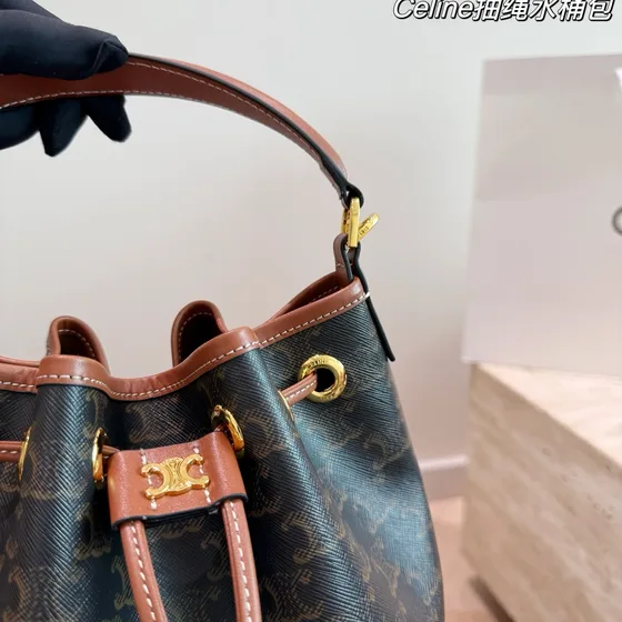 Celine Triomphe Drawstring Bolsa balde Tan/Marrom Bolsa de ombro