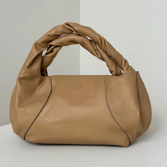 Fendi Twisted Hobo Tophåndtak Bag Beige Tophåndtak
