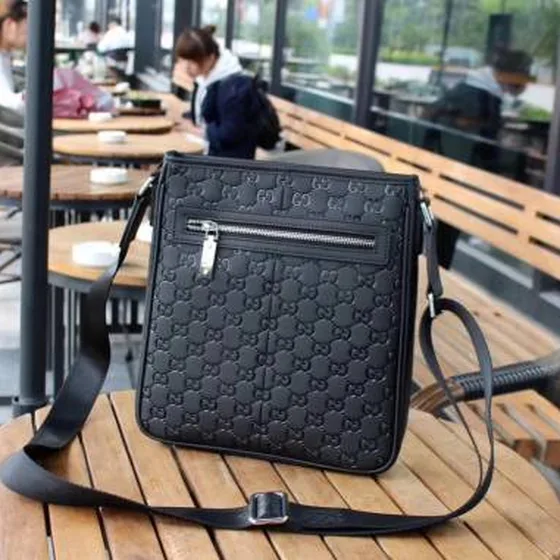 Gucci messenger Black Guccissima 26x27x6cm