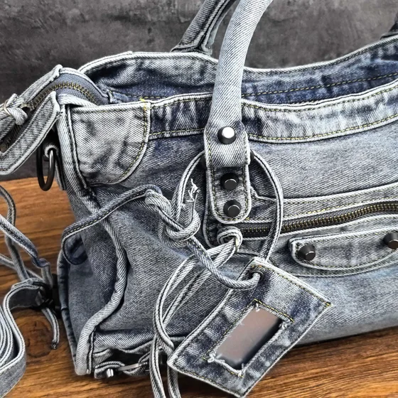 Balenciaga Le City Bag Light Washed Denim สีฟ้า Top Handle