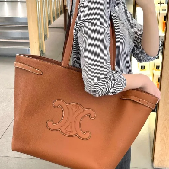 Celine Triomphe Cabas Brun Shoppertasketur