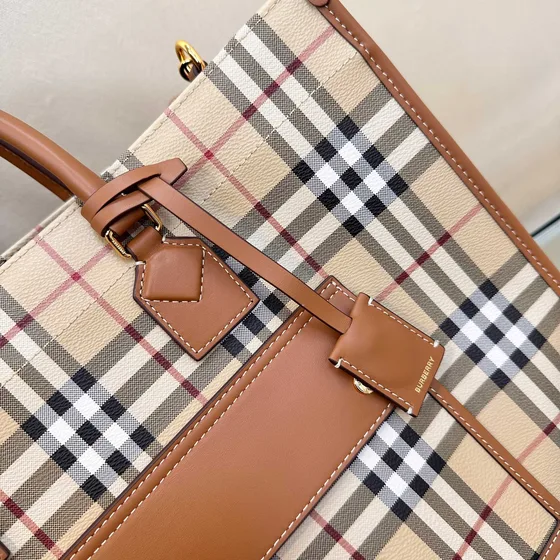 Burberry Vintage Check Pocket Sac cabas Beige/Briar Marron Sac cabas