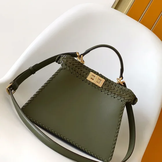 Fendi Peekaboo Iseeu Small Olive Green Top Handle