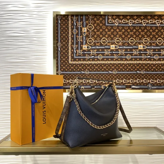 Louis Vuitton The Shopper Mm Black Hobo