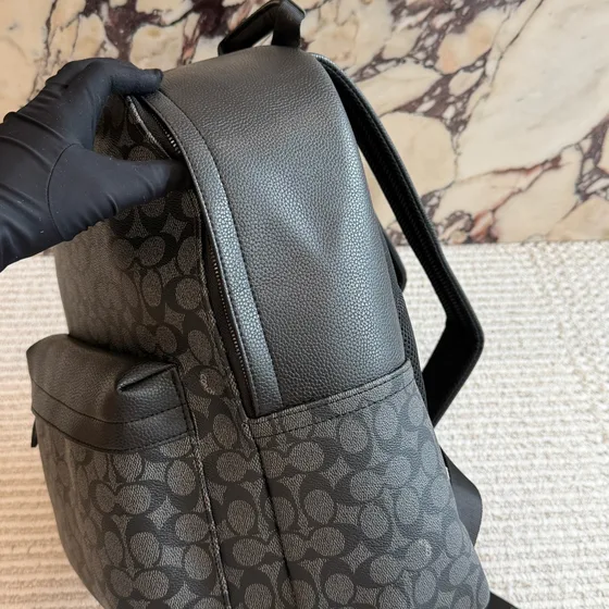 Coach West Rugzak In Signature Doek Charcoal Zwart Rugzak