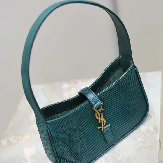 YSL Le 5 À 7 Hobo Bag Dark Vert Hobo