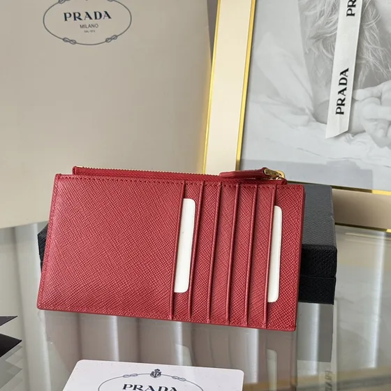 Prada Saffiano Triangle Logo Zipped Card Case Rood Card Holder