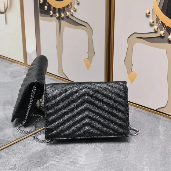 YSL Cassandre Matelassé Envelope Chain Portemonnee Zwart Woc