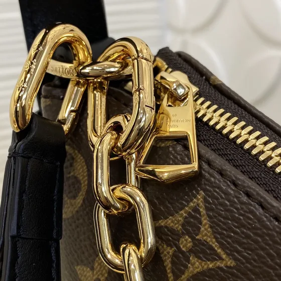 Louis Vuitton Loop Brun Hobo