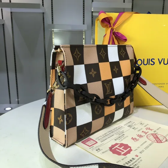Louis Vuitton Toiletry Estuche On Chain Multicolor Crossbody