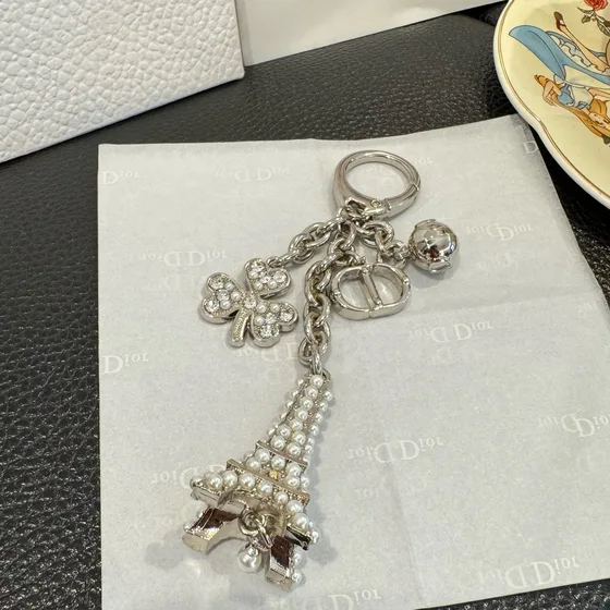 Dior Eiffel Tower Clover Key Ring Bag Charm Vàng gold/Bạc Pouch