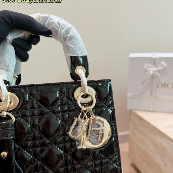Dior Lady Dior Siyah 20*17*8 cm Üst sap