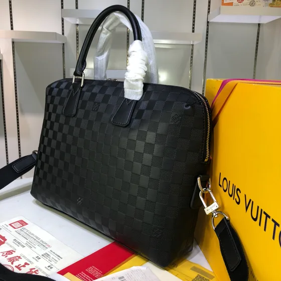 Louis Vuitton Porte-Documents Jour Negro Bolso bandolera