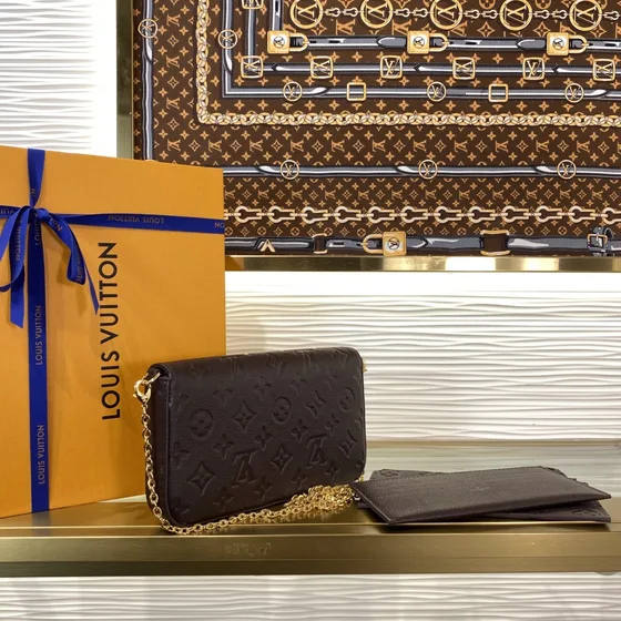 Louis Vuitton Multi Pochette Đen Woc