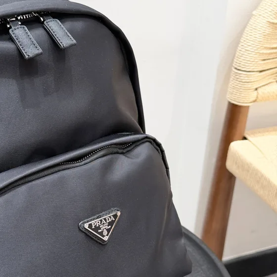 Prada Re-Nylon And Saffiano Leder Rugzak Zwart Rugzak