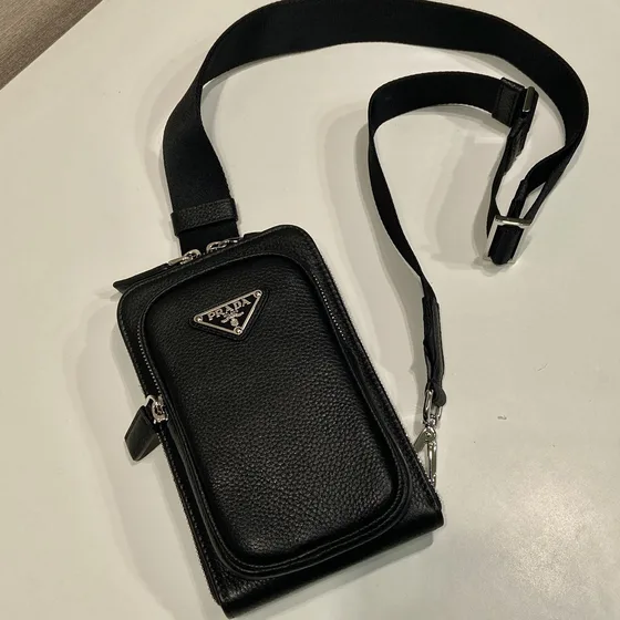 Prada Saffiano Кожа Smartphone Case Чёрный Crossbody