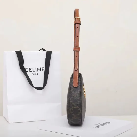 Celine Triomphe Dark Brun Skuldertaske