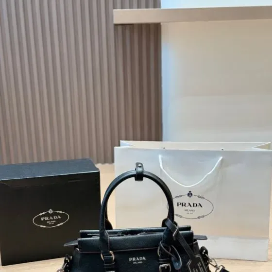 Prada Esplanade Tote Bag Black Top Handle