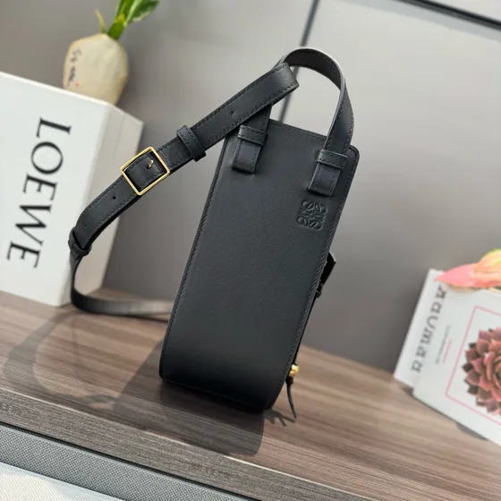 Loewe Small Horseshoe Сумка кросс-боди Чёрный Crossbody
