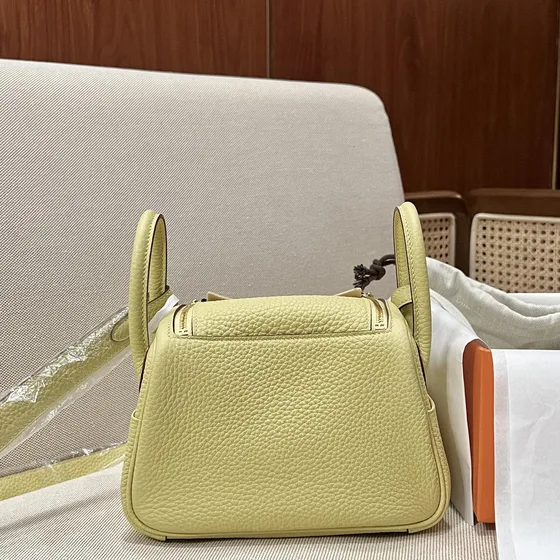 Hermes Lindy Mini Millet Sarı Üst sap