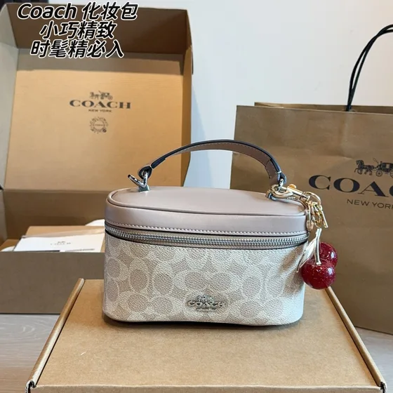 Coach Cosmetic Case Blanc Anse supérieure