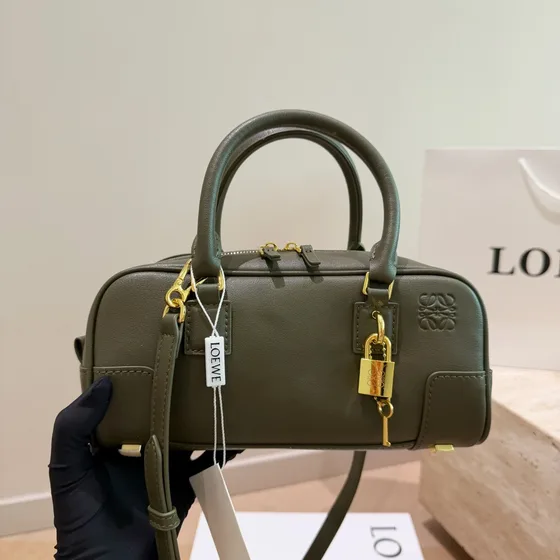 Loewe Amazona 23 Brown 23cm Top Handle