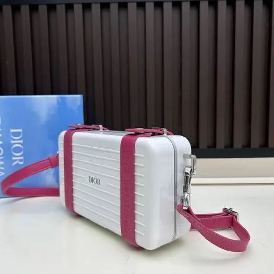 Dior messenger White Pink crossbody