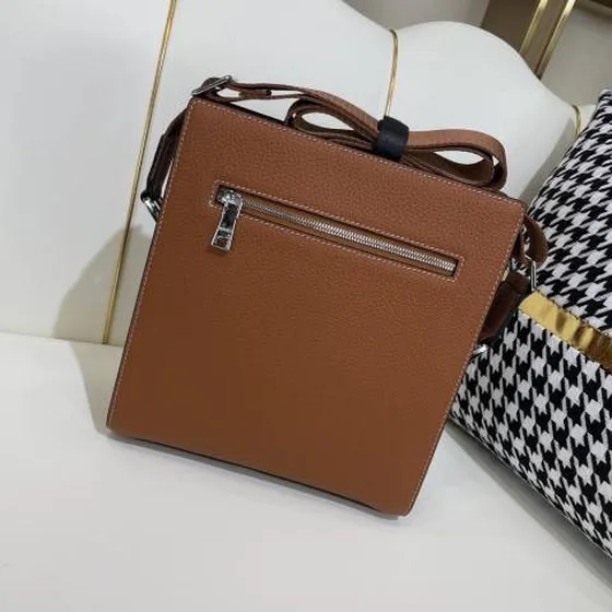 Hermes messenger Marrón 24x26x6cm