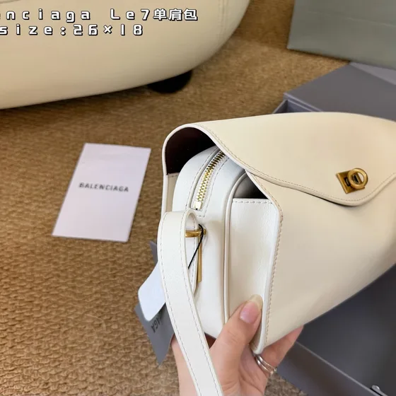 Balenciaga Le7 Blanc 26×18 Sac épaule