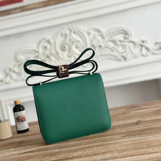 Hermes Constance Grün Crossbody