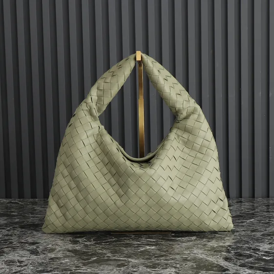 Bottega Veneta Small Hop Hobo Light Green Hobo