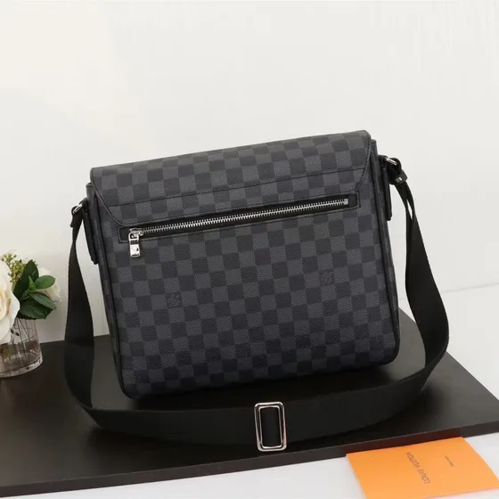 Louis Vuitton District Pm Dark Gray Crossbody