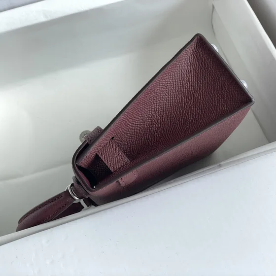 Hermes Kelly Mini Bordeauxrood Bovenhandgreep