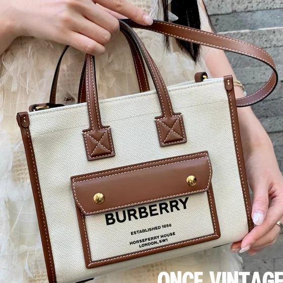 Burberry Freya Tote Putih/Coklat Tote Bag