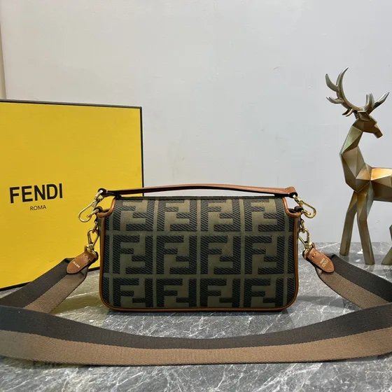 Fendi Baguette Brun Skulderveske