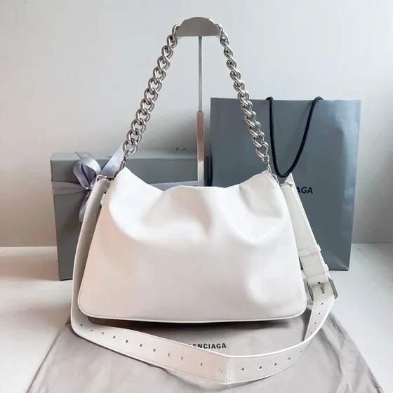 Balenciaga Bb Soft Large Flap Bag أبيض Shoulder Bag