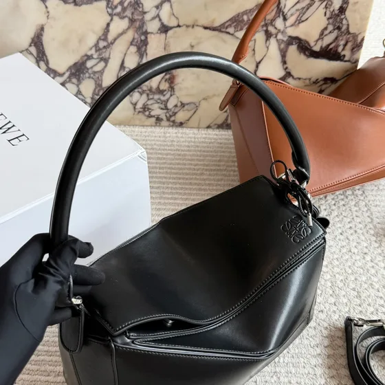 Loewe Puzzle Hobo Nero Hobo