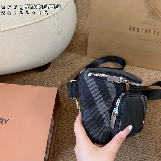 Burberry Check Bum Bag Charcoal/أسود 22x16 Belt Bag